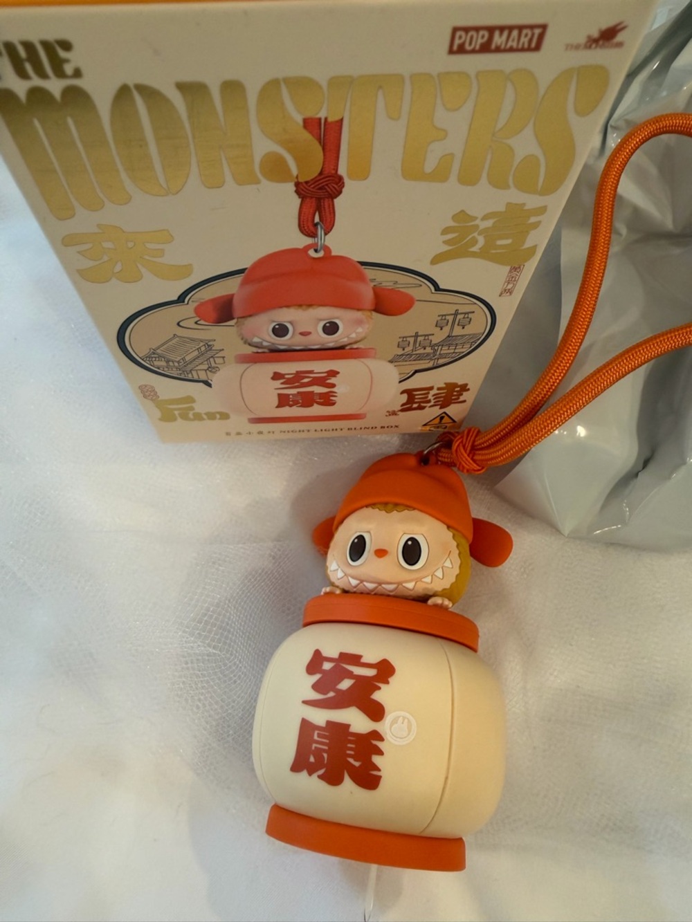 Pop Mart The Monsters Let’s Have Fun Together Night Light - Good Health - Picture 2 of 9